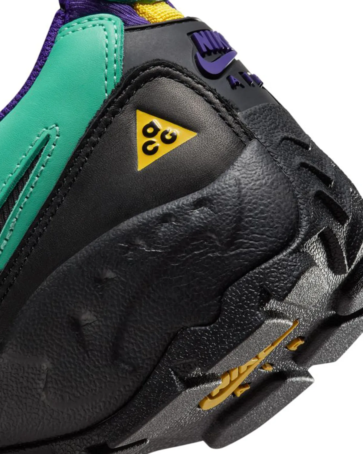 ACG Air Mada Light Menta/Black/Electro Purple