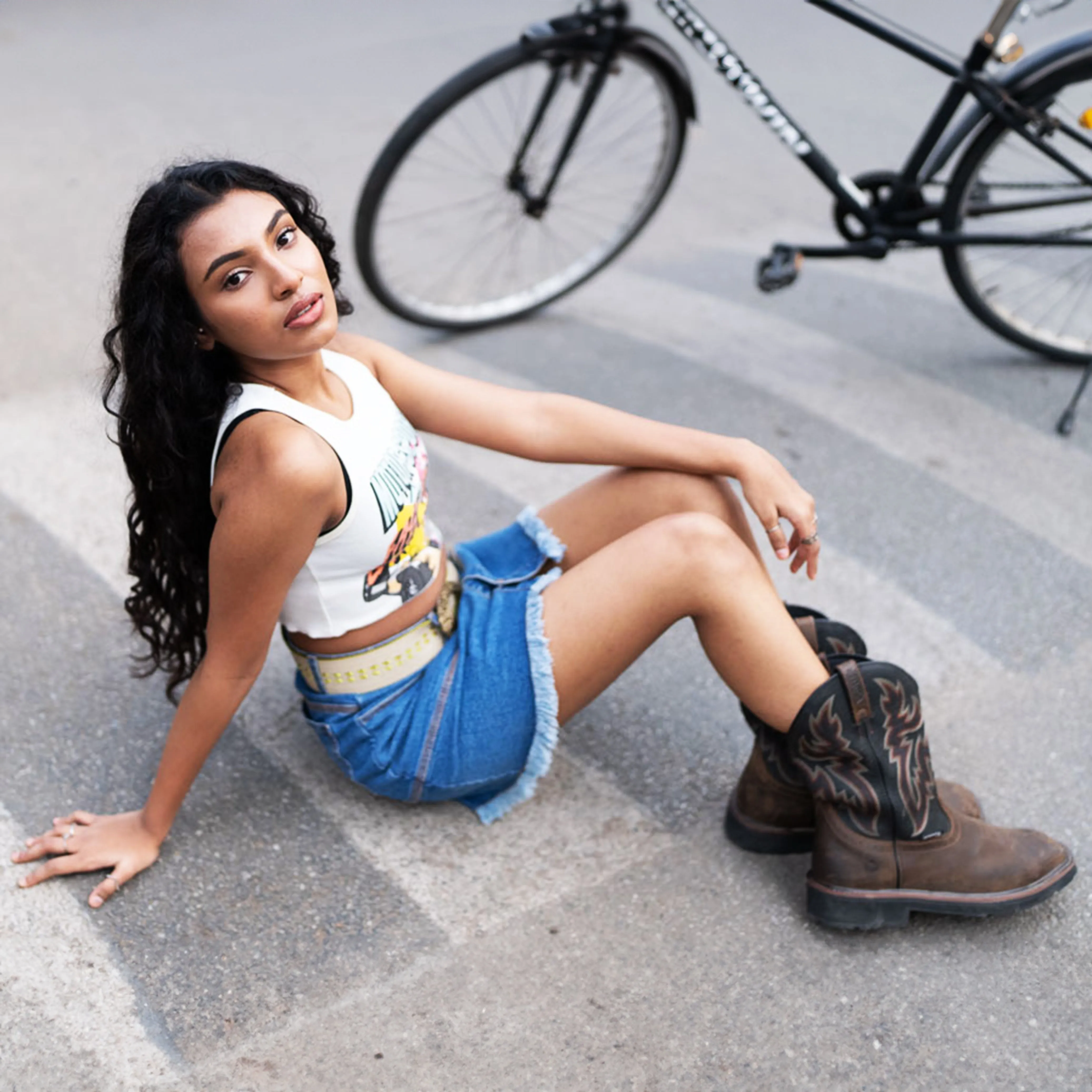 Frayed Denim Short Skirt