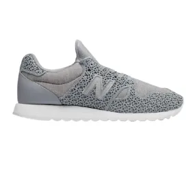 New Balance Women's 520 Re-engineered Shoes - Silver Mink