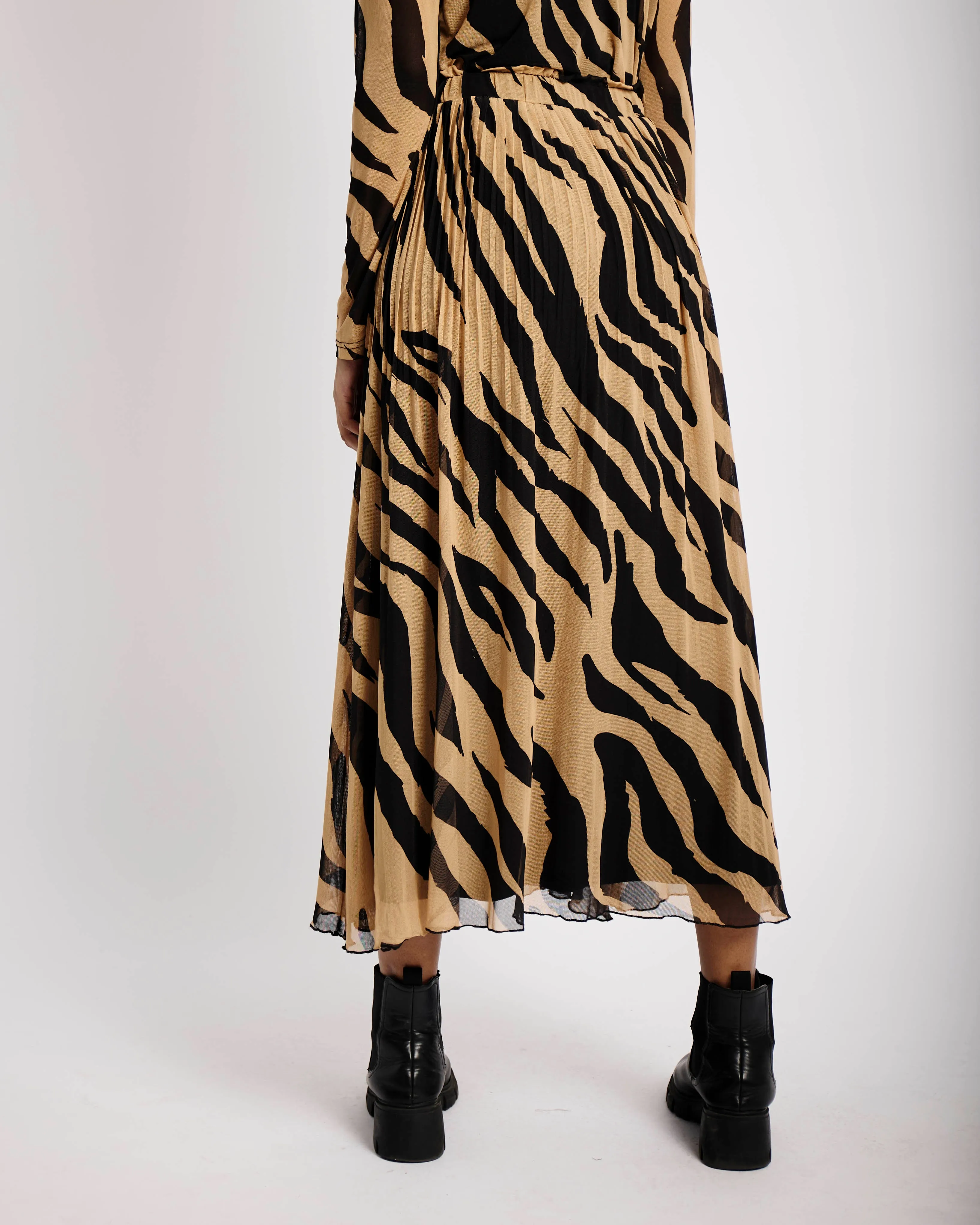 Pleated Mesh Skirt in Big Zebra