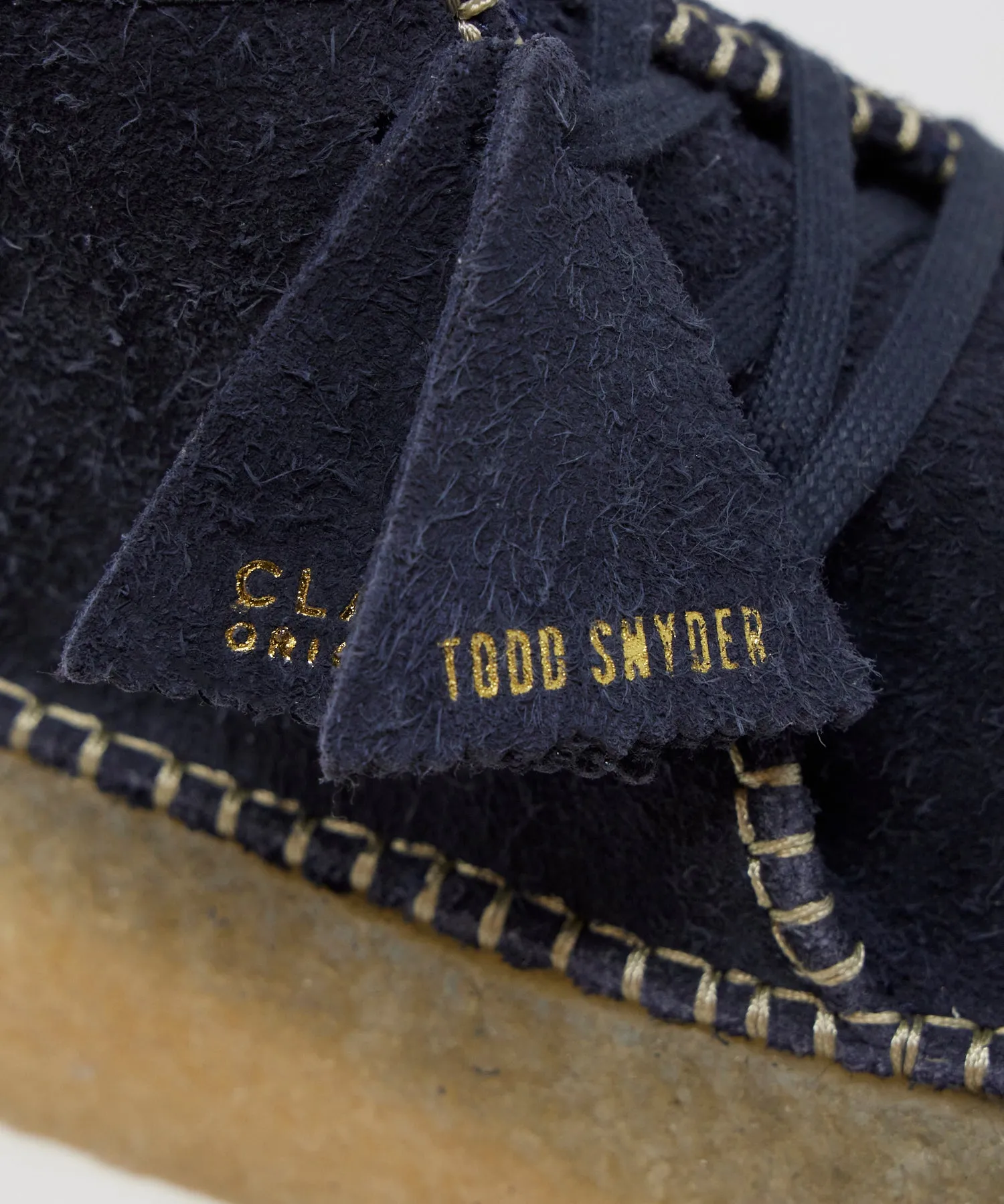 Todd Snyder X Clarks Originals Caravan Boot in Navy